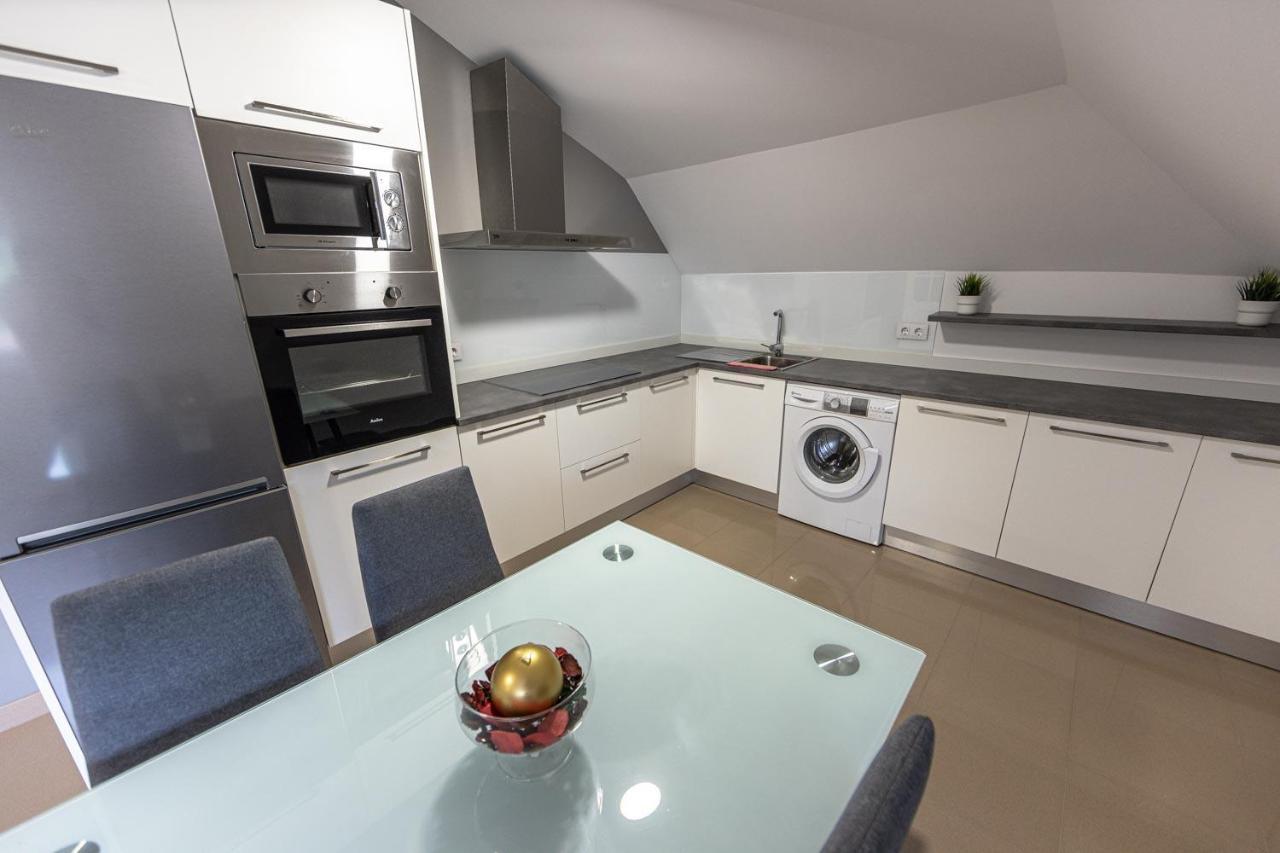 Apartamento Ponte Camarinas Exterior photo